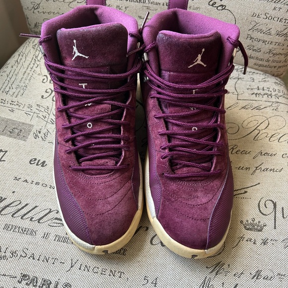 Jordan Retro Bordeaux Sneakers in Burgundy and Cream - Picture 1 of 6